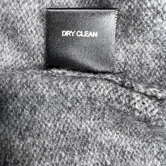 Emma & Ivy Women's Gray Metallic 100% Cashmere Pull Over Sweater Size L - Picture 8 of 10